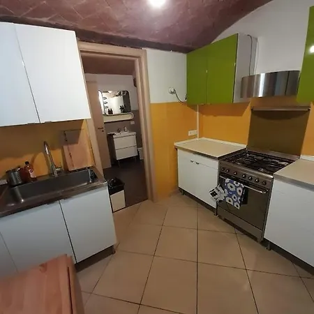 Canali Sud, Central, Fiber, Free Parking & Fire Tv Modène